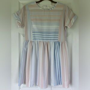 Sweet and simple polyester/spandex summer dress. Lightweight, precious!